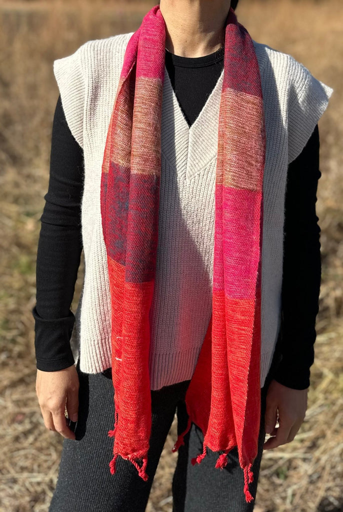 Woollen Handmade scarf from yaks of selling Himalaya